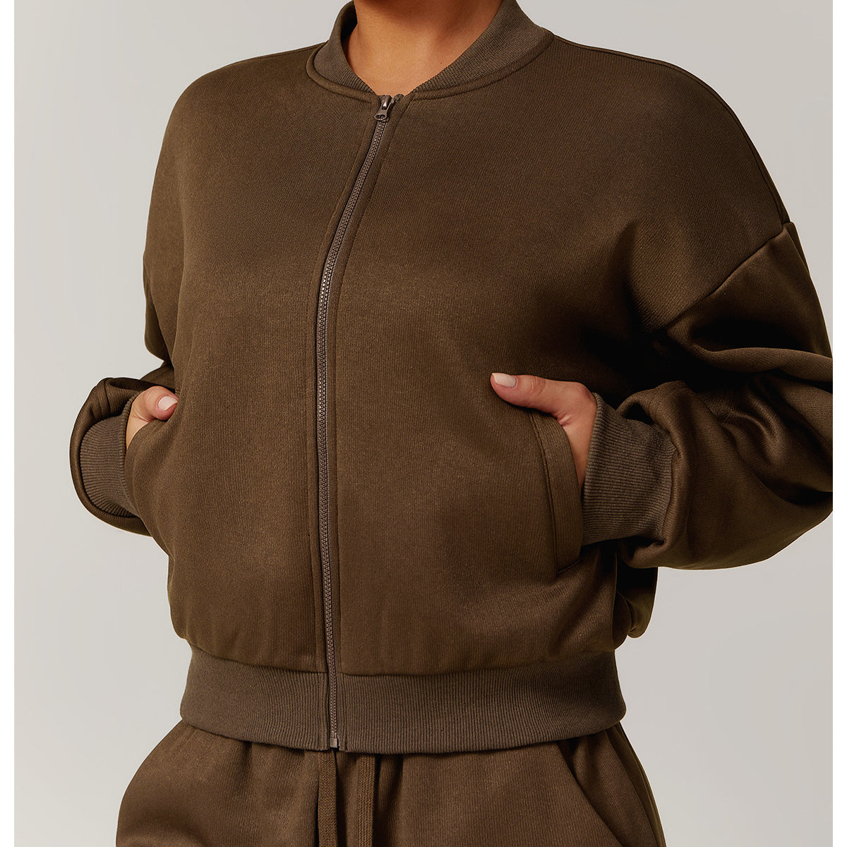 Olive green bomber jacket from Outdoor Warm Sports Sweater Coat collection, perfect fashion ملابس