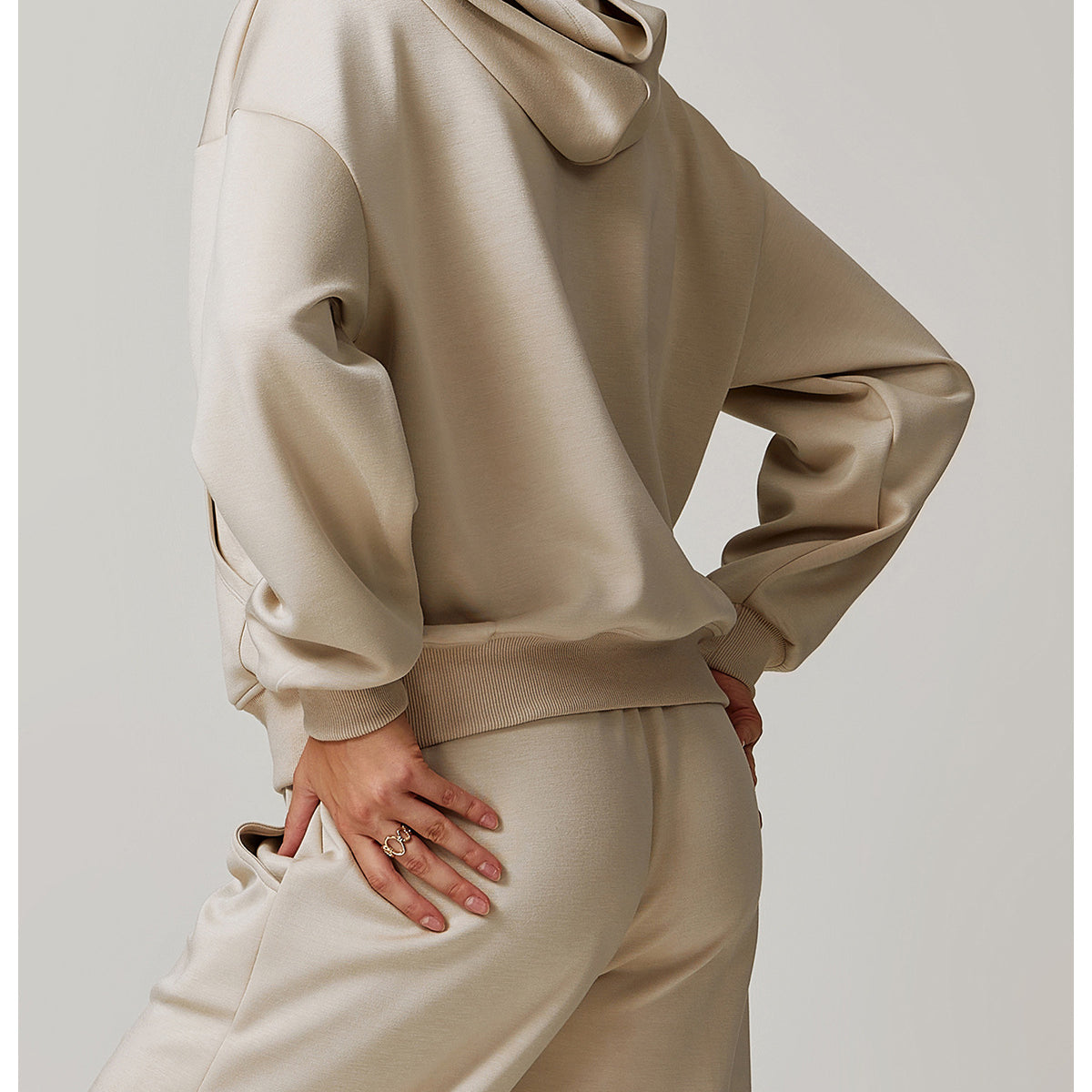 Beige hoodie and sweatpants set from Langry for fashionable casual wear ملابس