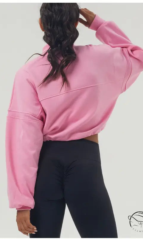 Pink cropped autumn winter thickened sweater with black leggings