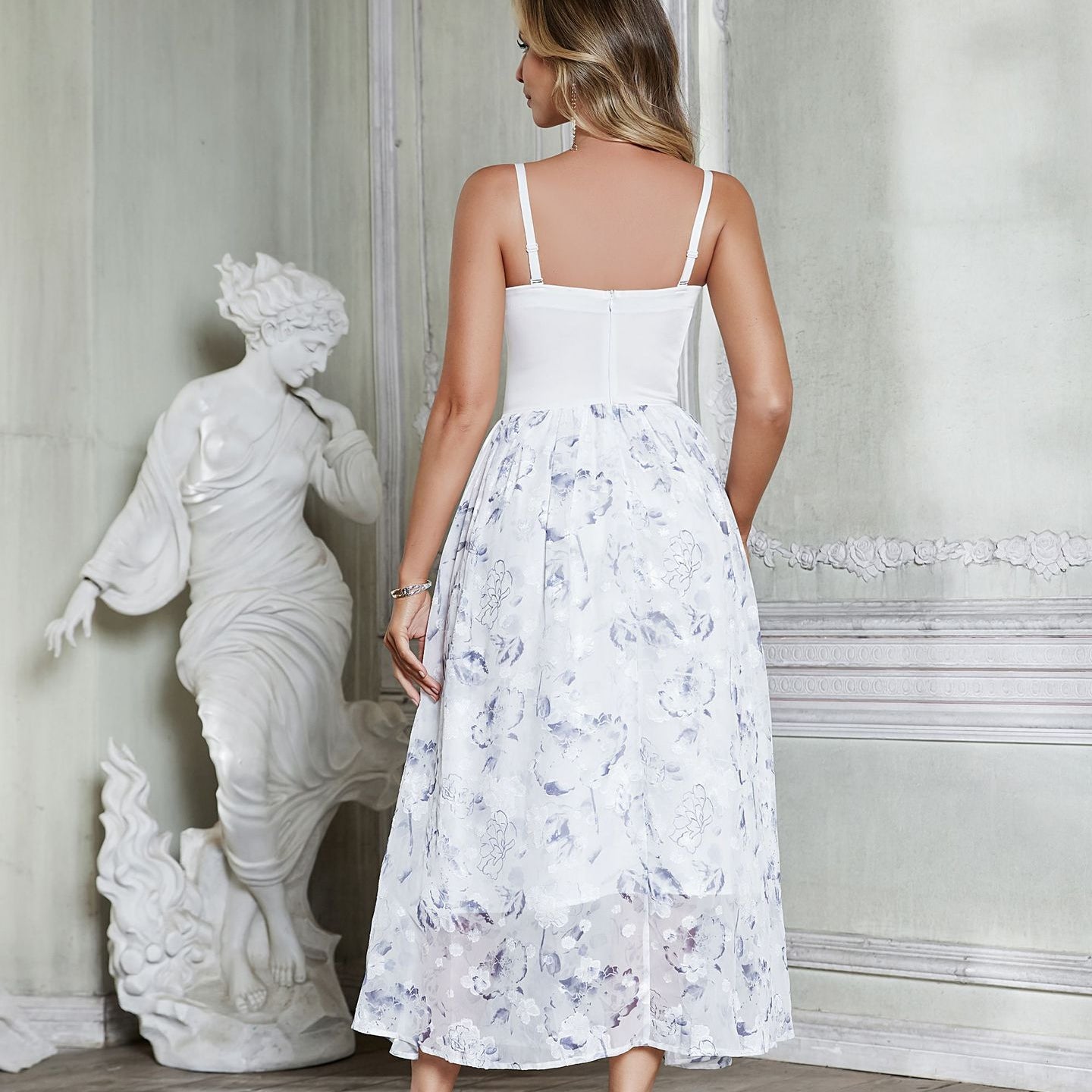 Elegant white floral chiffon dress from European French fashion with lightweight design