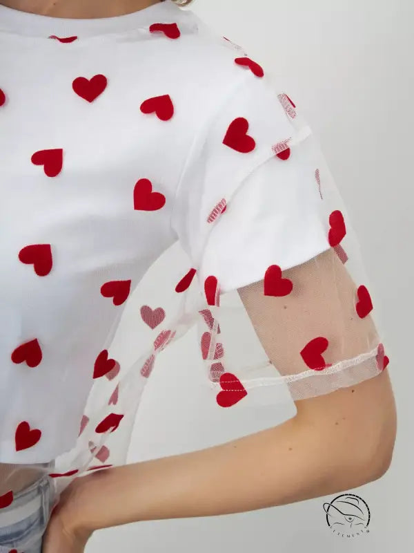 Elegant faux cotton short top with white blouse and red heart patterns