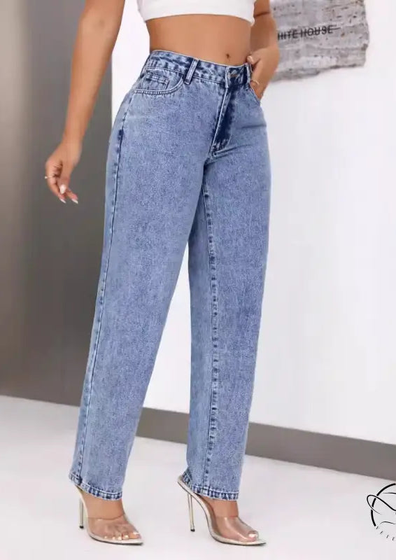 Women retro high waist straight leg denim jeans in light wash