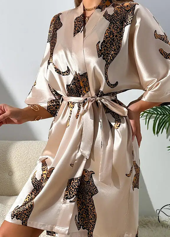 Cream-colored silk casual cardigan nightgown with leopard print
