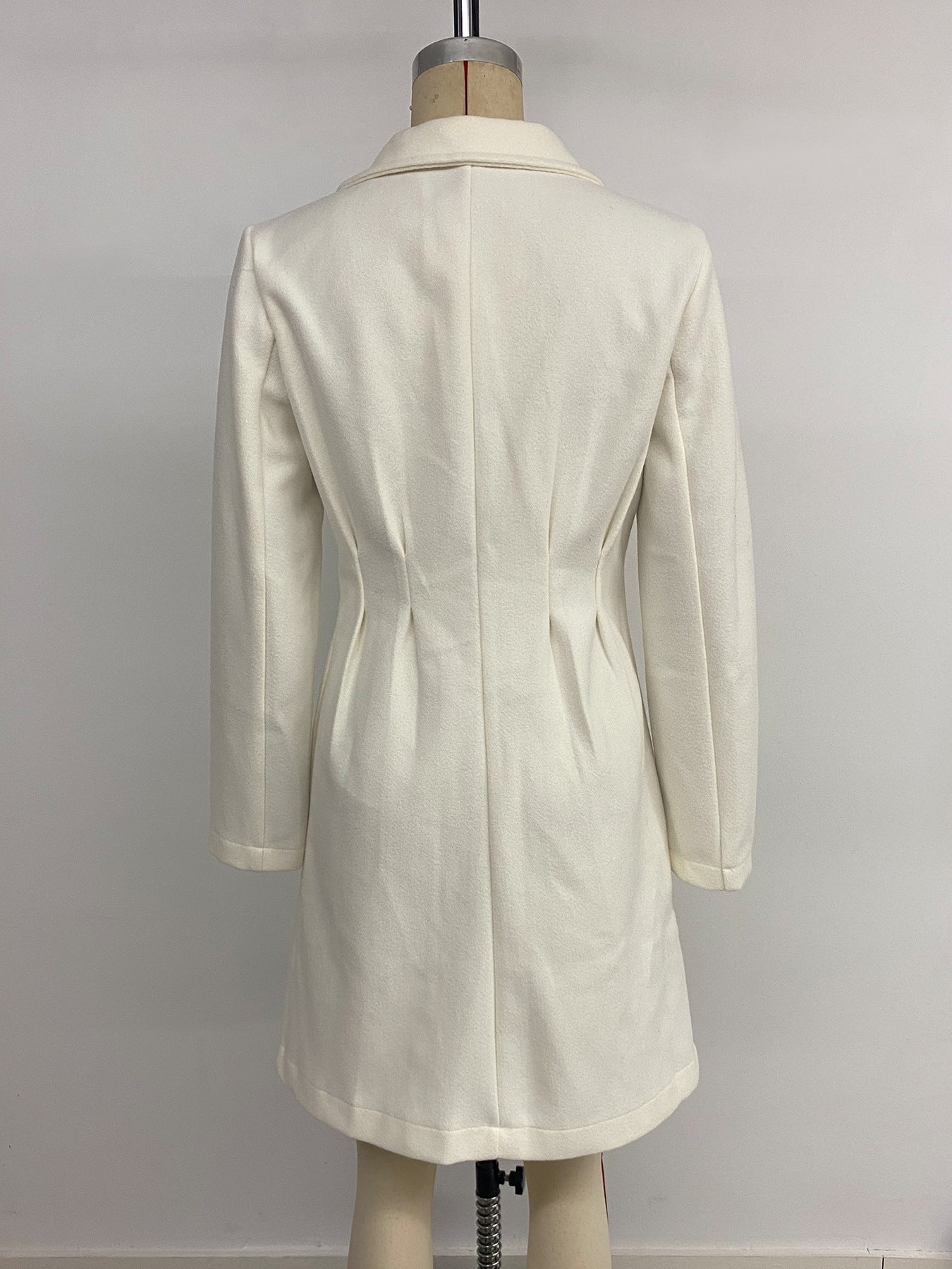 Elegant Pearl Fastener Decoration Wool Coat