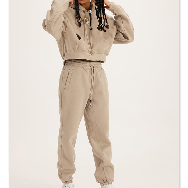 Beige sweatsuit with hoodie and joggers, perfect for Winter Retro fashion by Langry