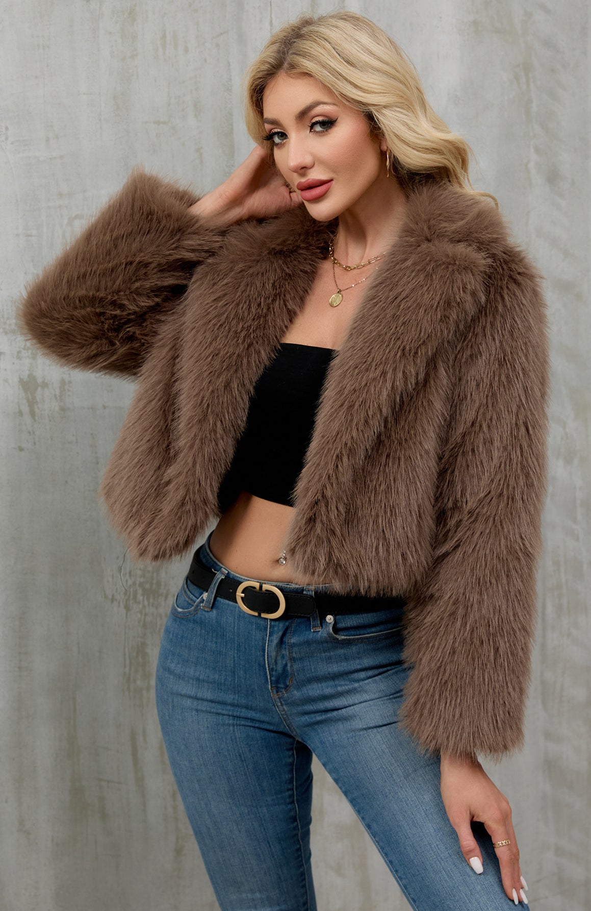 Faux Fur Langry Fashion Cropped Jacket with Fluffy Texture