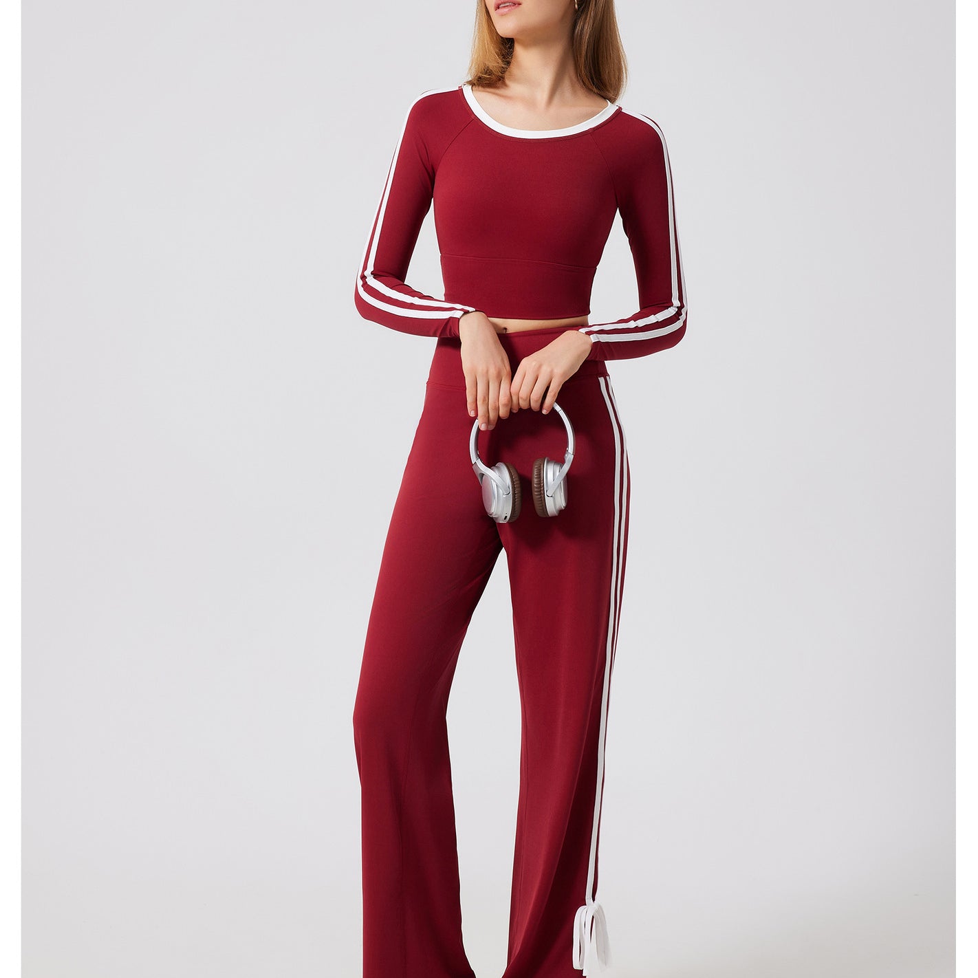 Burgundy athletic set with white stripes for langry fashion and ملابس, Quick Drying Sports Top