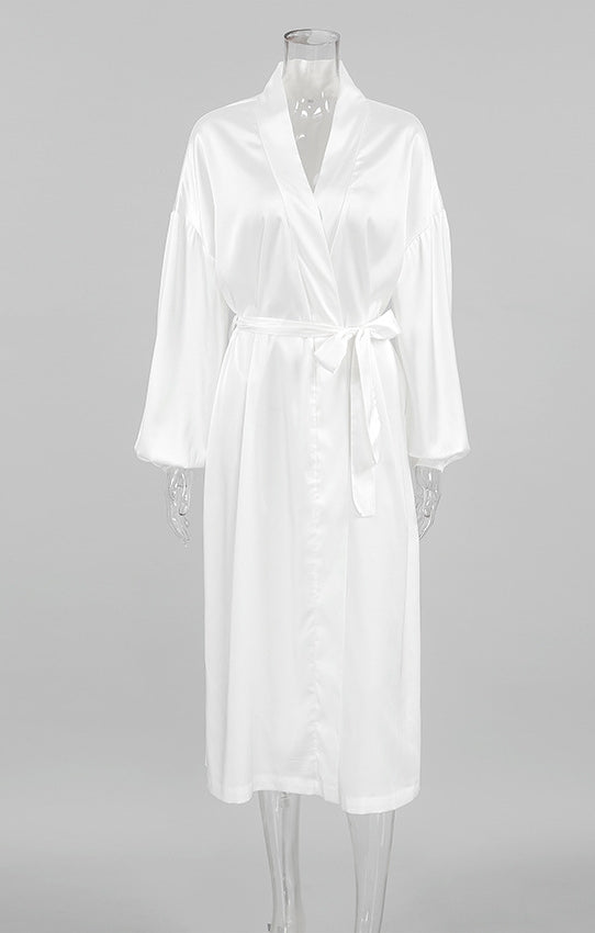 Langry white satin robe in loose casual comfortable fashion homewear