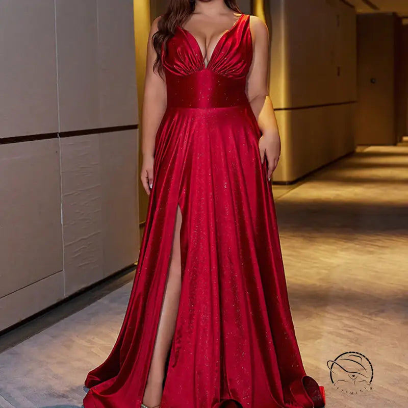 Elegant slim fit party dress in red sparkly high-slit evening gown