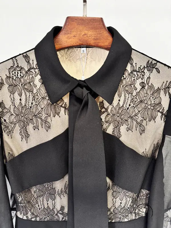 Elegant black lace collared floor-length langry fashion dress