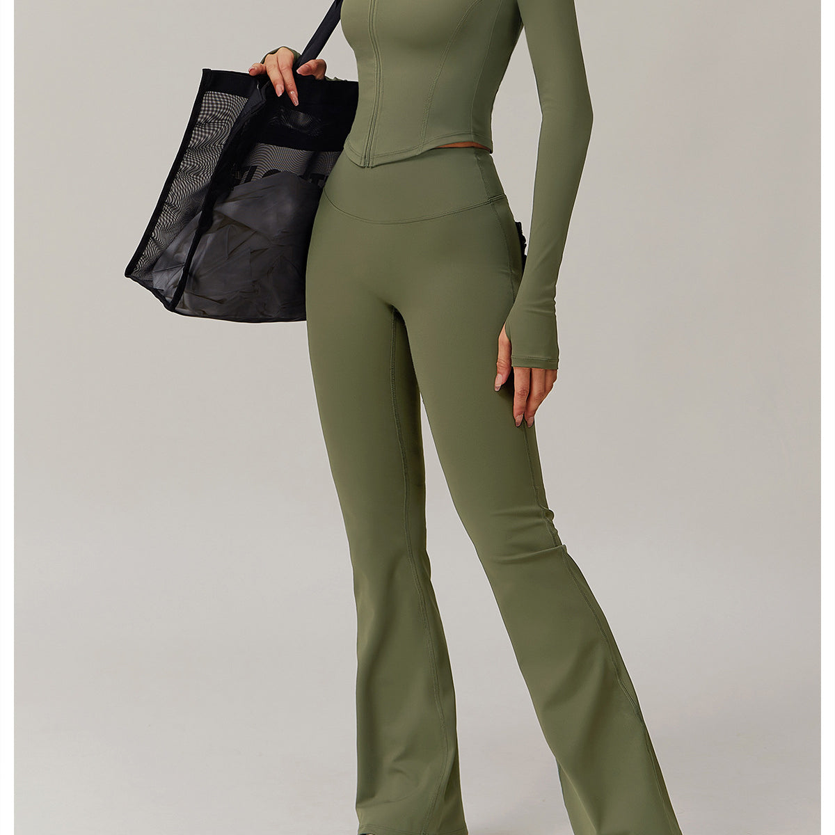 Olive green athletic set with tote bag for fashionable casual sports trousers in ملابس