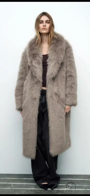 Elegant cozy faux fur coat in taupe, langry fashion style