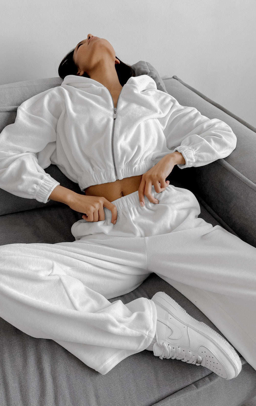 Langry fashion ملابس: white velvet hooded cropped hoodie and wide-leg sweatpants set