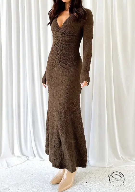 Beautiful knitted brown textured long-sleeved dress