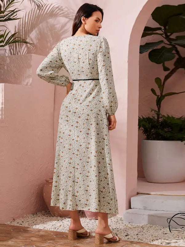 Cute stitching lace high waist langry fashion dress in cream floral