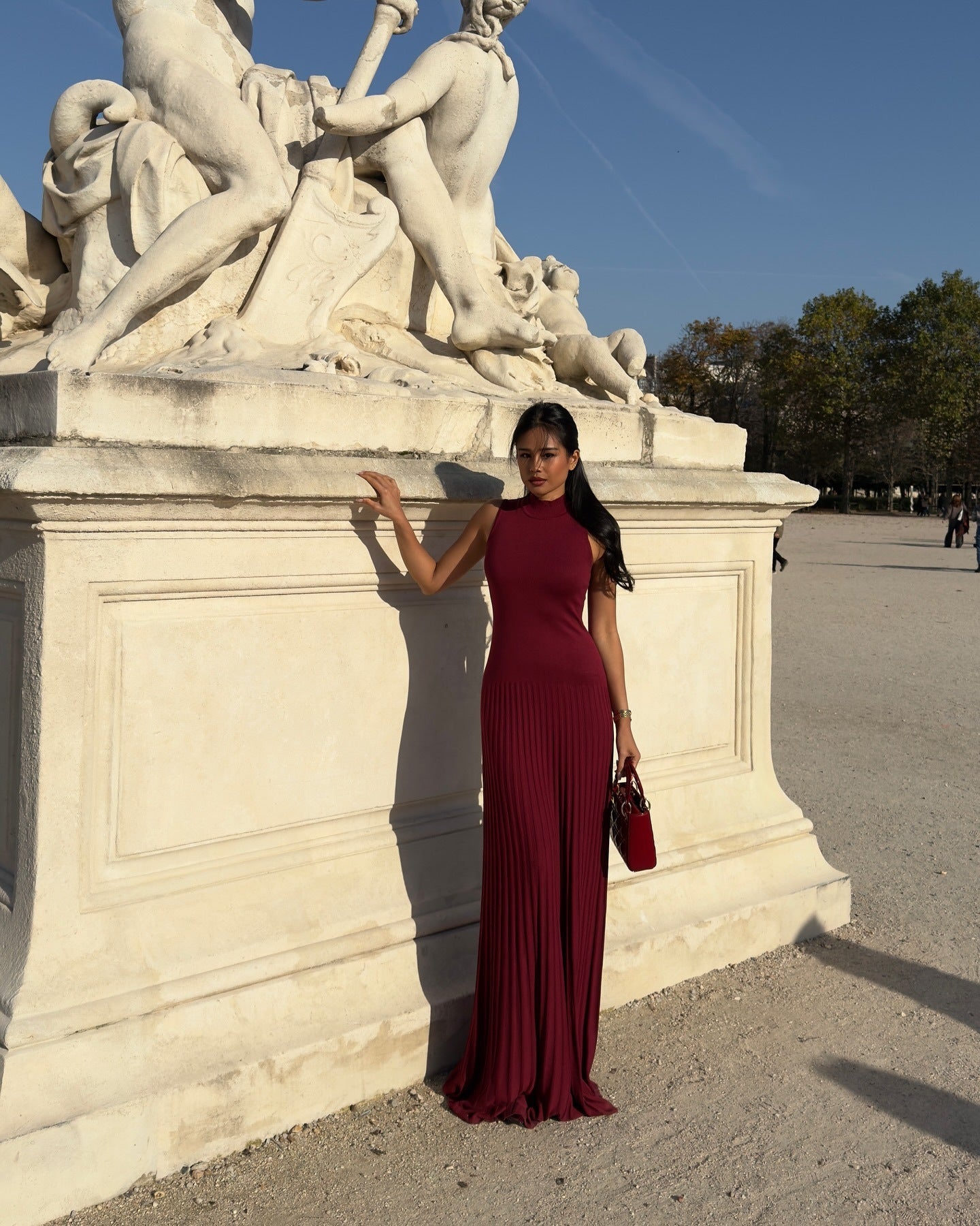 Burgundy floor-length pleated maxi dress with short sleeves from Enchanting Knitted collection
