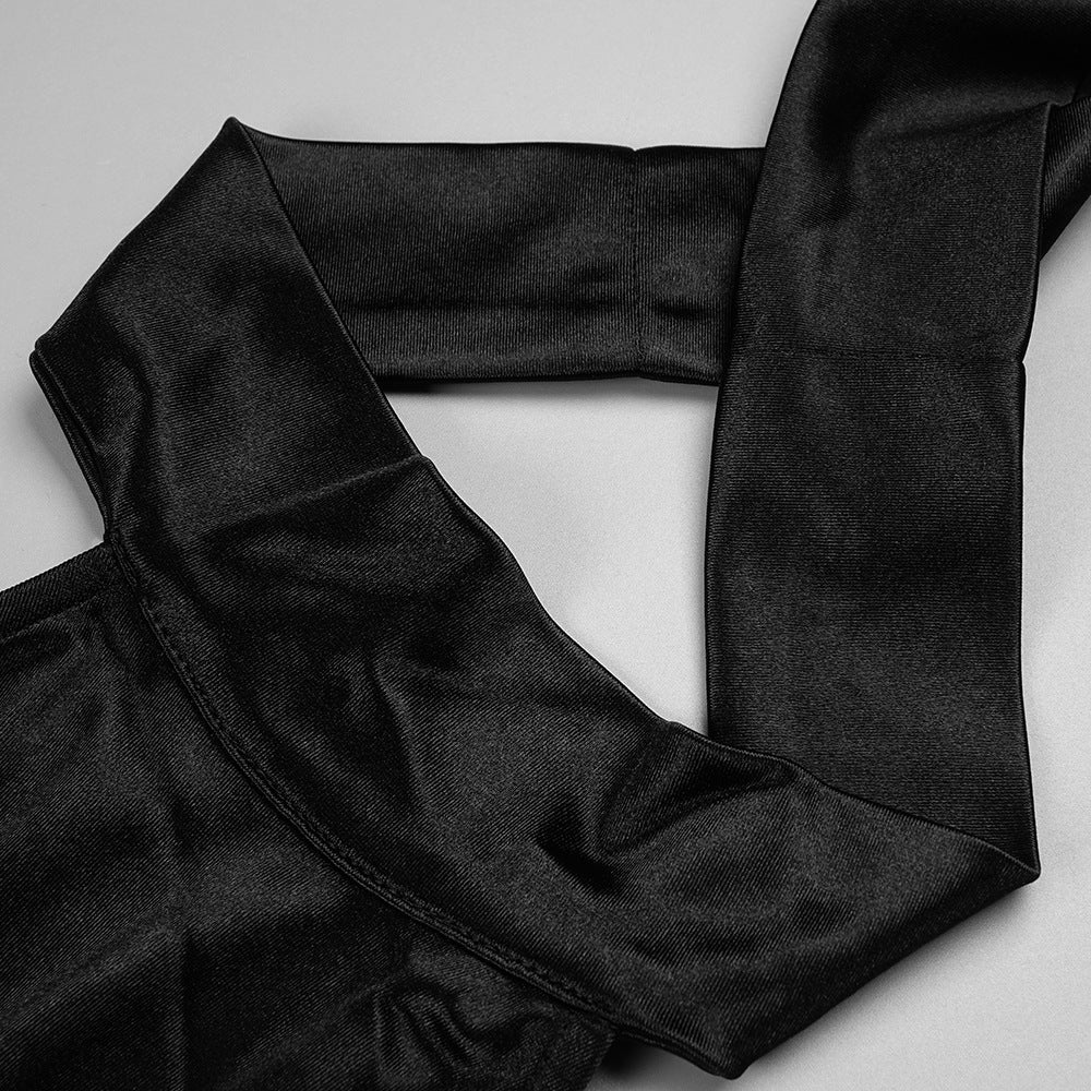 Elegant black satin tie accessory, perfect for stylish women’s fashion and ملابس