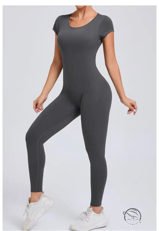 Sleek langry fashion yoga bodysuit in dark gray, tight quick-drying ملابس