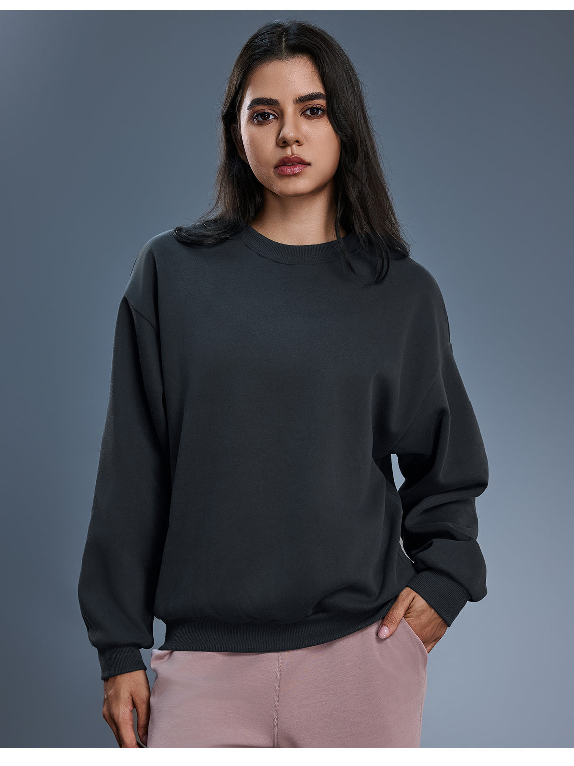 Charcoal gray long sleeve casual pullover hoodie in soft cotton blend