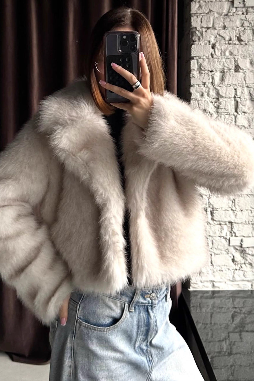 Warm Langry faux fur baggy coat in plush light beige