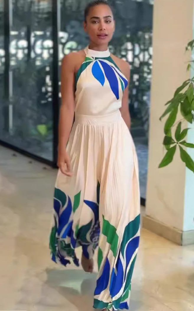 Cream-colored summer printed flared shorts jumpsuit with leaf patterns for women