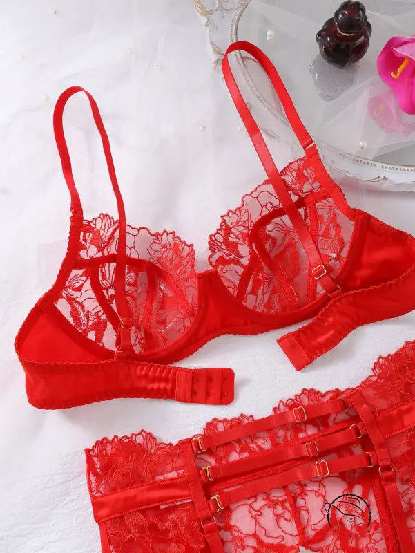 Red lace embroidery lingerie set with steel ring push-up and bow details