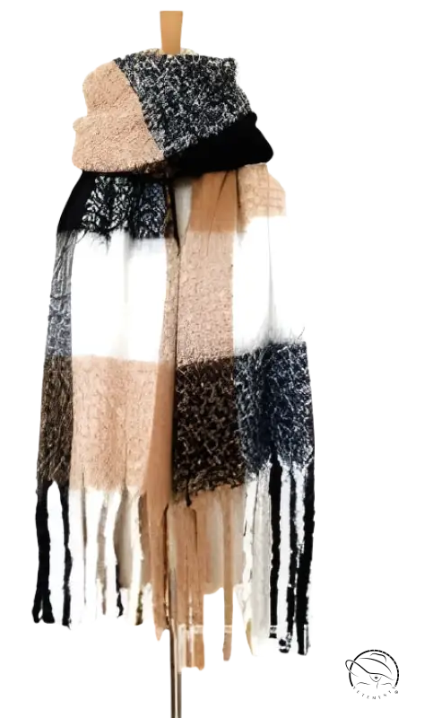 Fringed wool stitching scarf in purplish red with black and beige plaid pattern