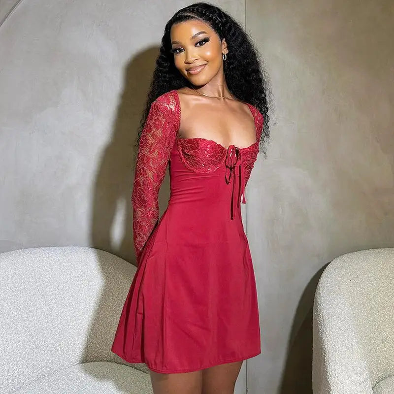 Backless Slim Fit Sheath Dress in Lace and Tulle for Parties