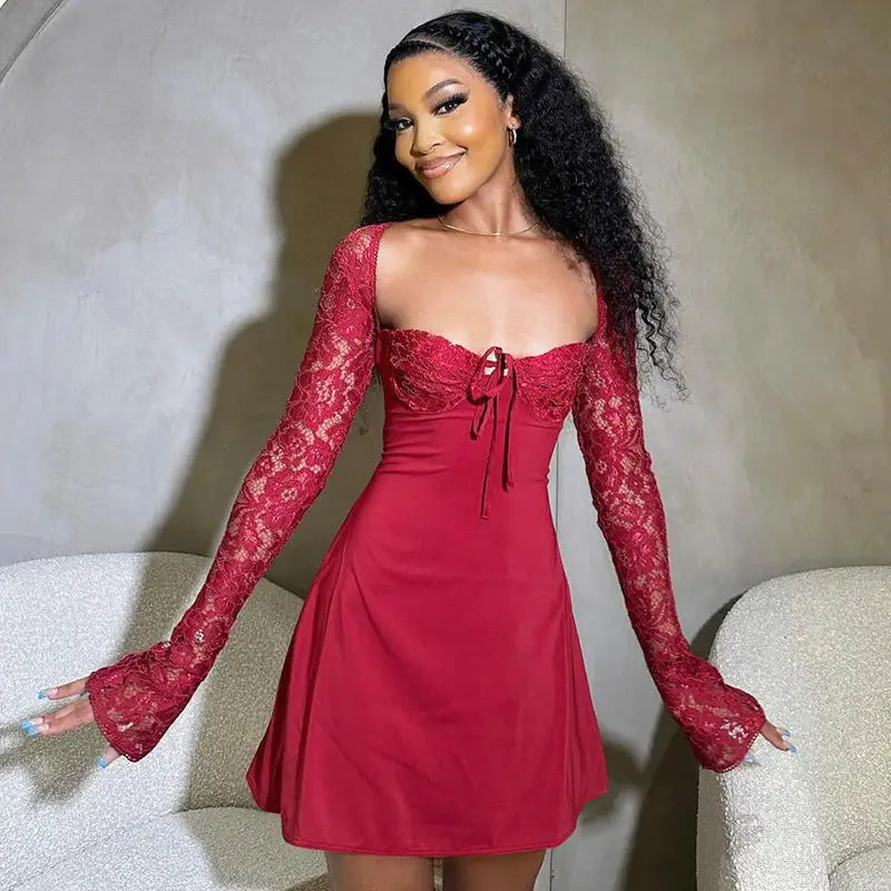 Backless Slim Fit Sheath Dress in Lace and Tulle for Parties