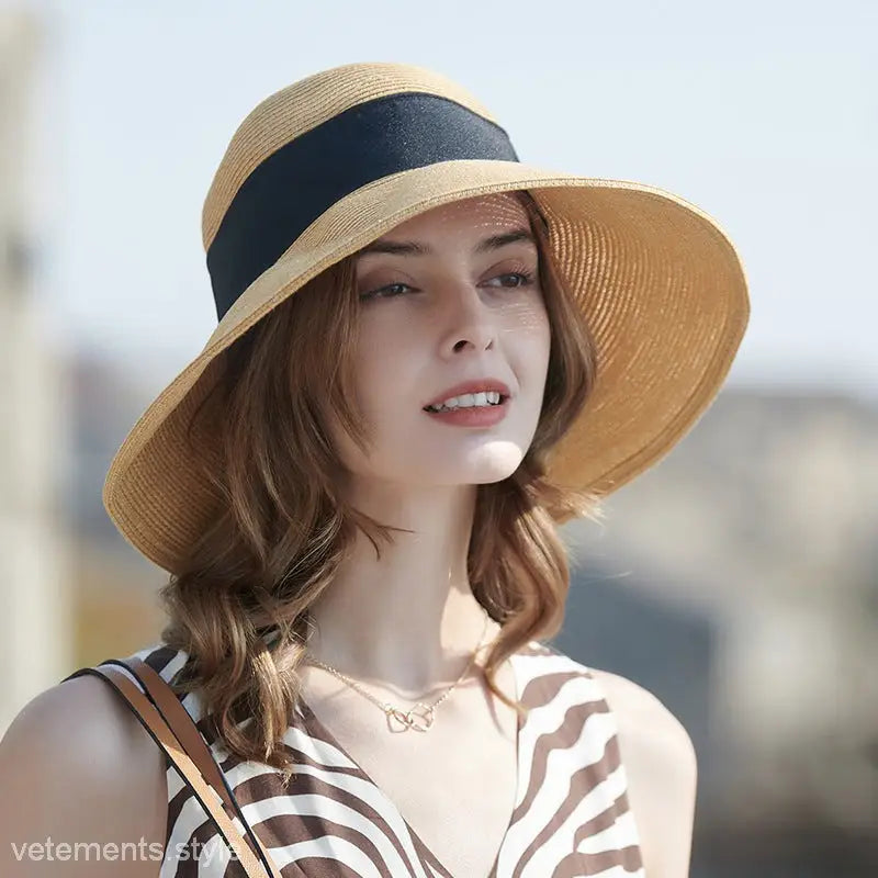 BROAD SUN HAT-VETEMENTS