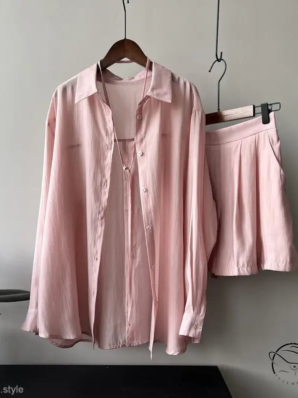 Pink belted sun protection shirt suit with shorts for spring and fall