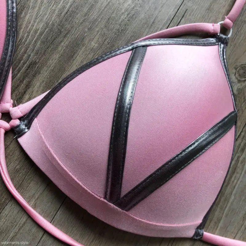 BRONZING STITCHING BLACK BIKINI-VETEMENTS