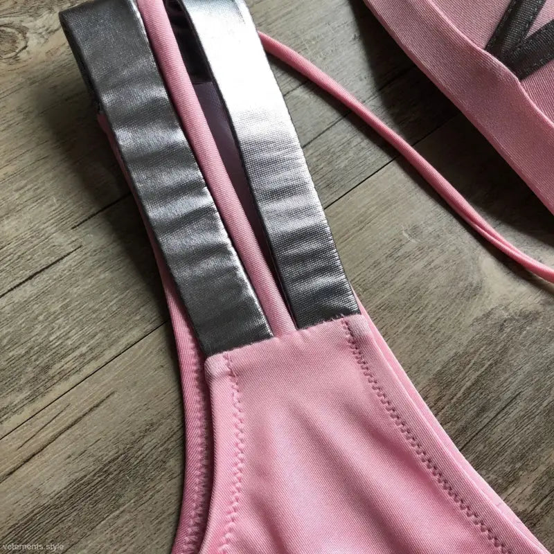 BRONZING STITCHING BLACK BIKINI-VETEMENTS