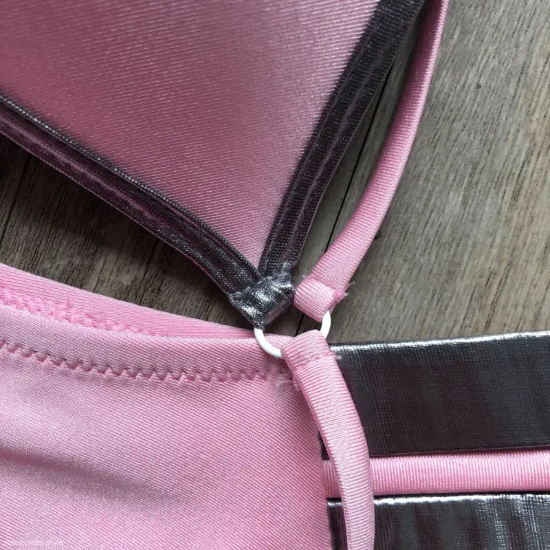 BRONZING STITCHING BLACK BIKINI-VETEMENTS