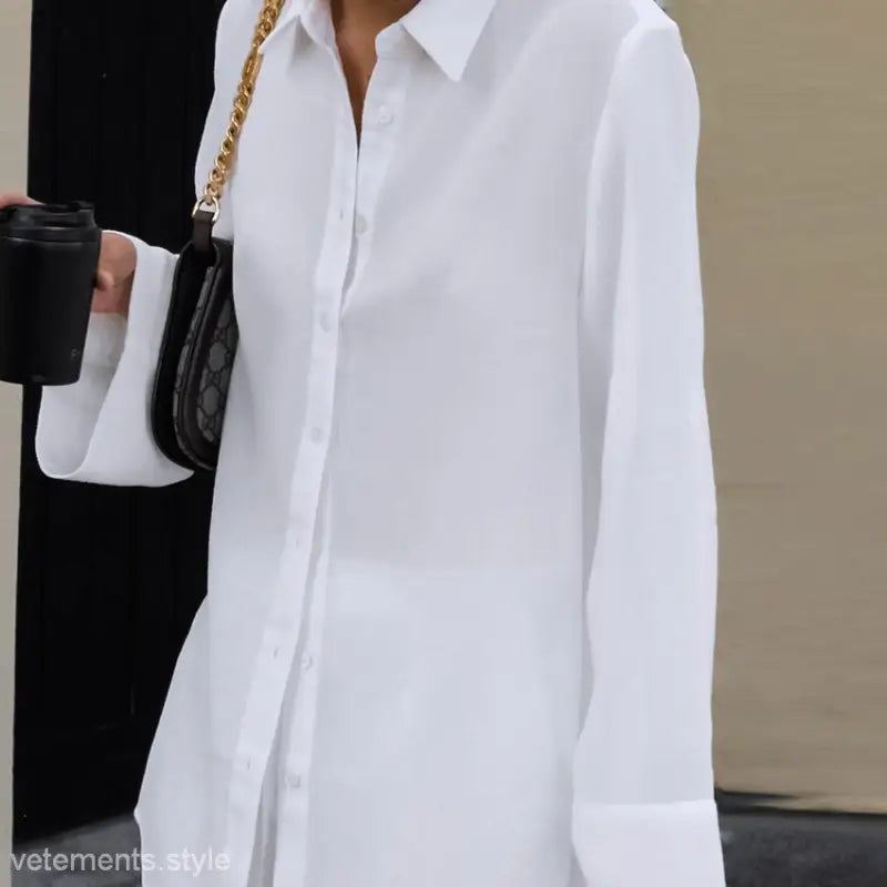 White button-down shirt from Casual Long Coat Trousers Set in pure cotton fabric