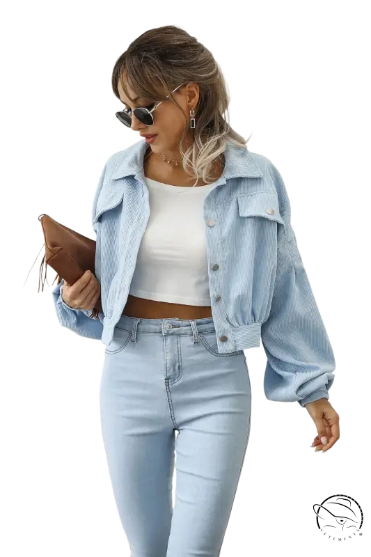 Light blue denim daily short jacket for spring and fall
