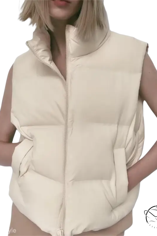 Cream-colored puffer vest in casual loose short cotton jacket for autumn winter wear