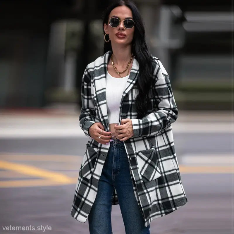 Casual Loose Pocket Plaid Wool Coat for Winter Wear featuring stylish plaid design