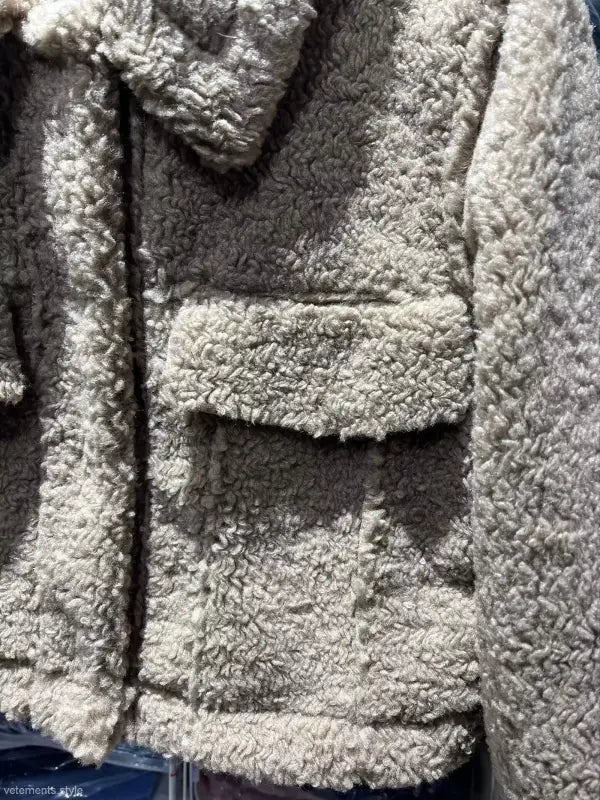 FLEECE WARM SHORT JACKET-VETEMENTS