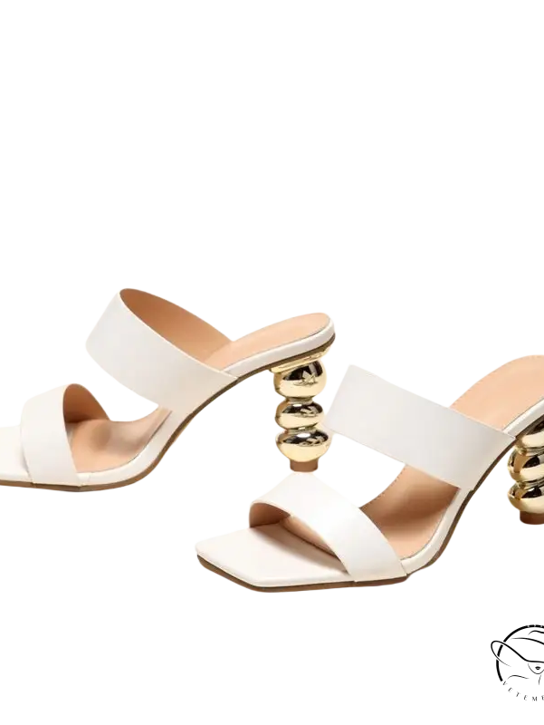 Chic cold drag high heel mules in white leather with gold beaded block heels