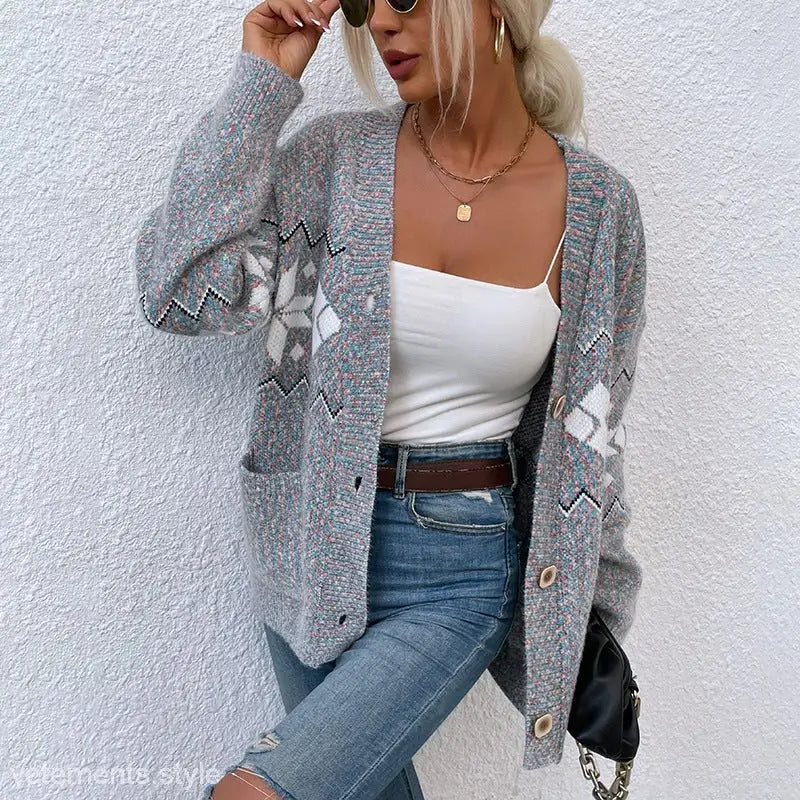 Gray snowflake sweater single-breasted pocket for festive holiday style