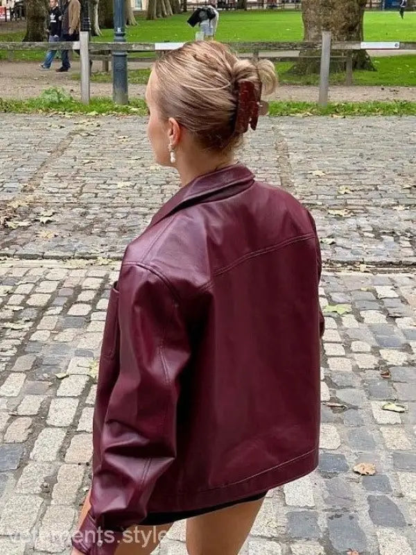 COMFY LEATHER JACKET-VETEMENTS