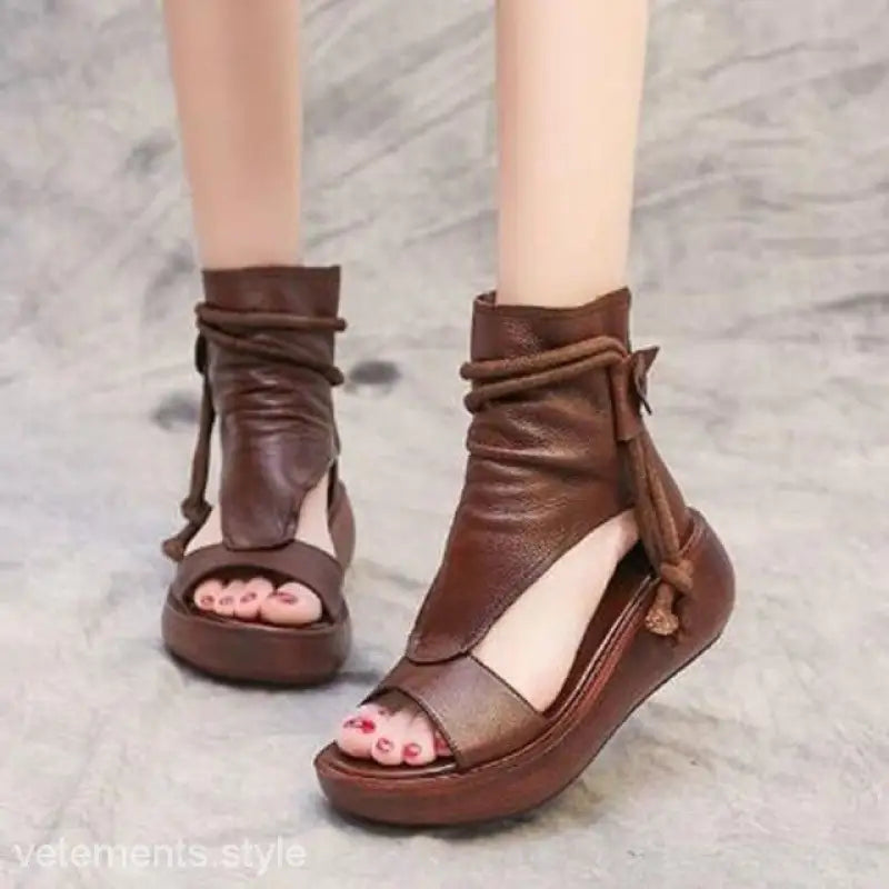 COMFY LEATHER WEDGE SANDALS-VETEMENTS