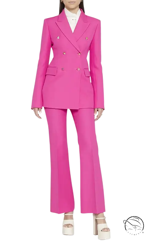 Hot pink slim blazer suit with pockets and long sleeves