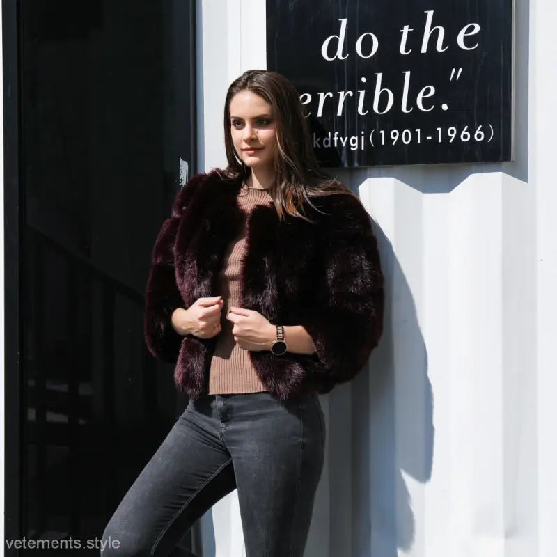 COZY FAUX FUR COAT-VETEMENTS