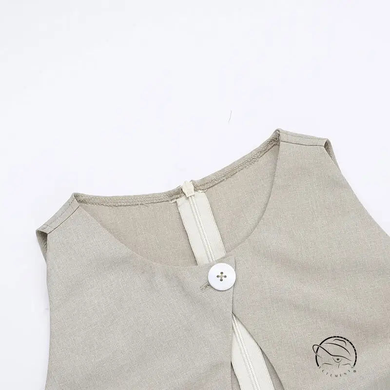 Elegant A-line midi dress with beige crew neck sleeve and button closure