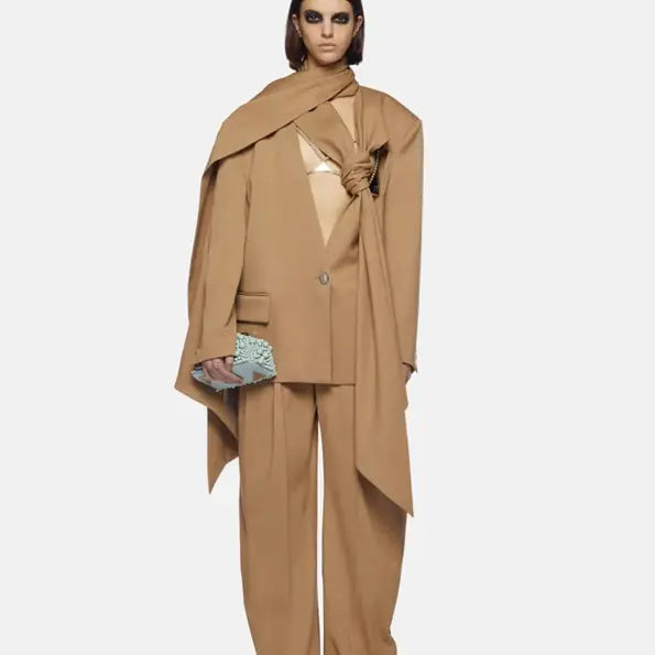 SCARF CUT PROFILE BLAZER SET-VETEMENTS