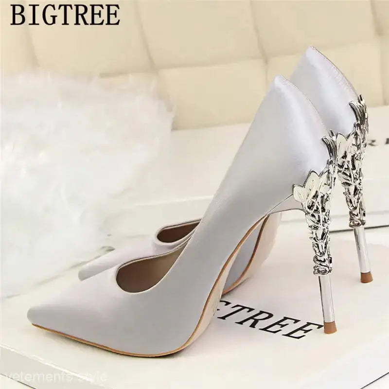 ELEGANT BIGTREE HEELS-VETEMENTS