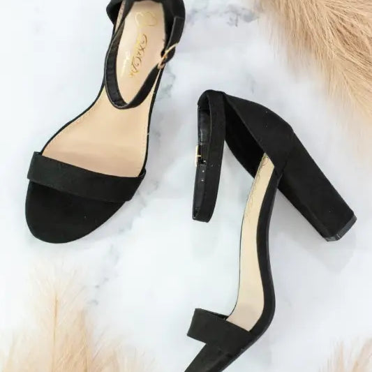 STYLISH BLACK HEELED SANDALS-VETEMENTS