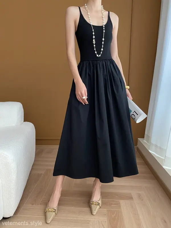 ELEGANT STRAP DRESS WITH CHEST PAD-VETEMENTS